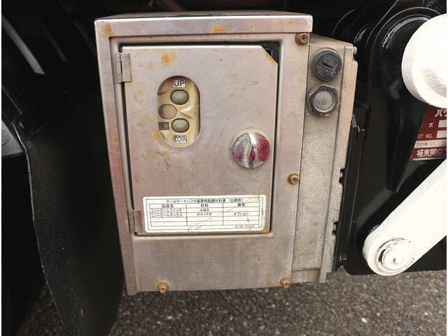 日野デュトロ平ボディ小型（2t・3t）[写真07]