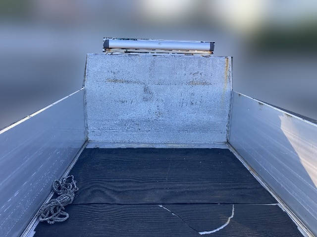 三菱ふそうキャンターアルミブロック小型（2t・3t）[写真03]