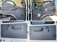 日野デュトロダブルキャブ（Wキャブ）小型（2t・3t）[写真30]