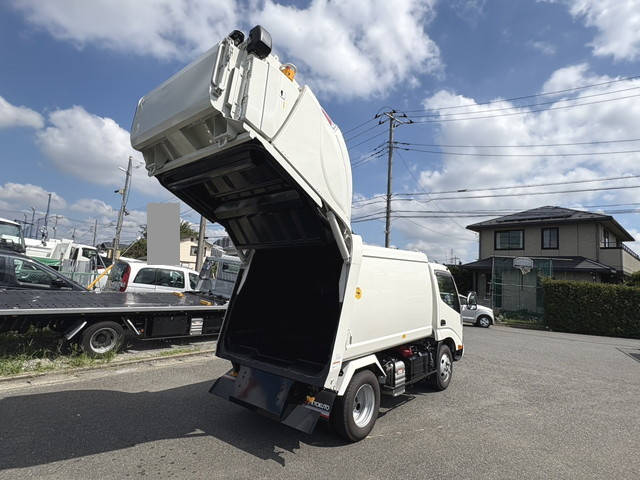 日野デュトロパッカー車（塵芥車）小型（2t・3t）[写真15]