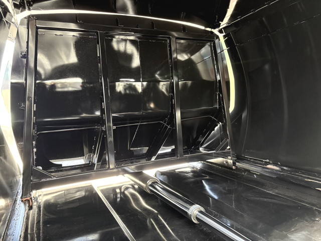 日野デュトロパッカー車（塵芥車）小型（2t・3t）[写真18]