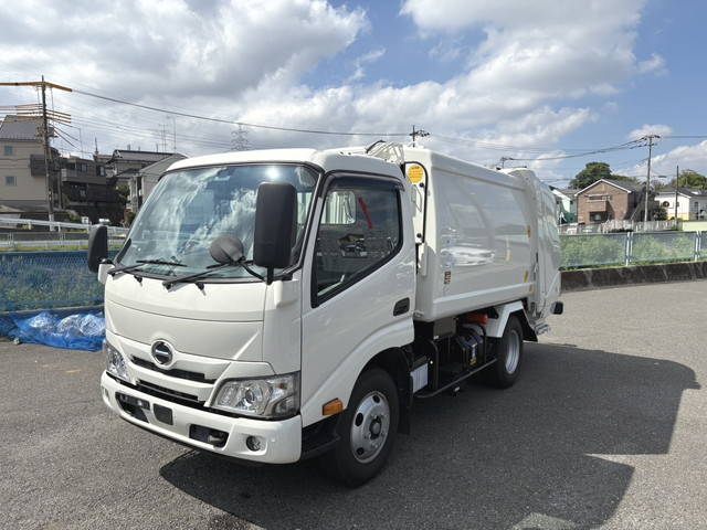 日野デュトロパッカー車（塵芥車）小型（2t・3t）[写真03]