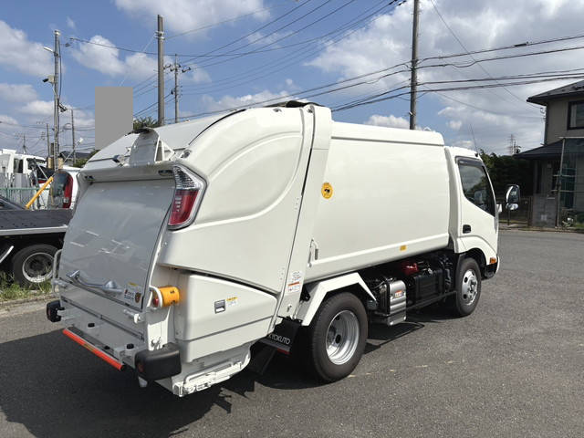 日野デュトロパッカー車（塵芥車）小型（2t・3t）[写真04]