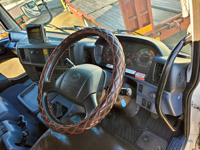 日野プロフィアコンテナ専用車大型（10t）[写真12]