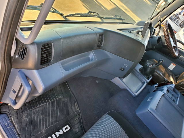 日野プロフィアコンテナ専用車大型（10t）[写真13]