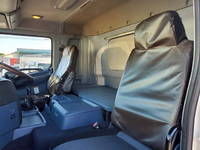 日野プロフィアコンテナ専用車大型（10t）[写真14]