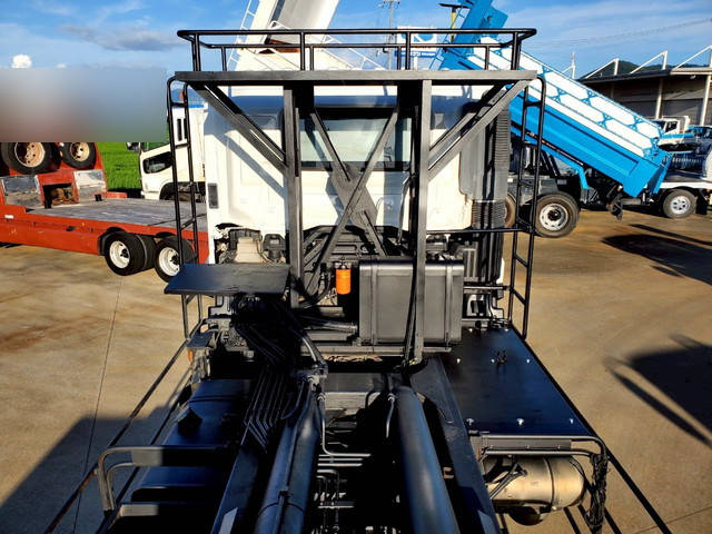 日野プロフィアコンテナ専用車大型（10t）[写真17]