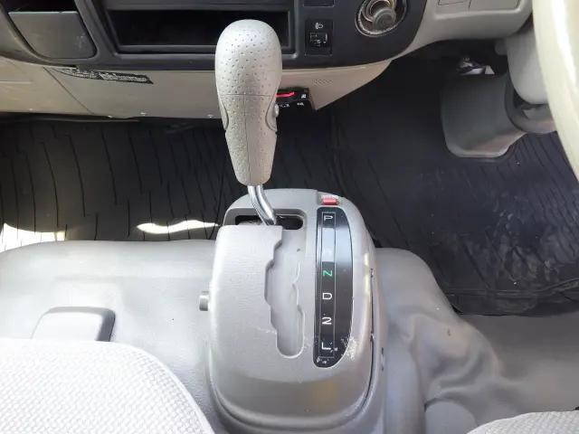 トヨタダイナ平ボディ小型（2t・3t）[写真15]