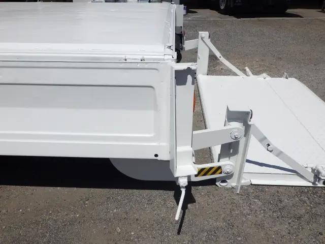 トヨタダイナ平ボディ小型（2t・3t）[写真22]