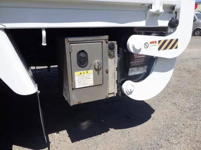 トヨタダイナ平ボディ小型（2t・3t）[写真32]