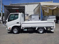 トヨタダイナ平ボディ小型（2t・3t）[写真04]