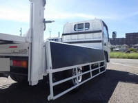 三菱ふそうキャンター平ボディ小型（2t・3t）[写真11]