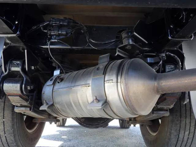 三菱ふそうキャンター平ボディ小型（2t・3t）[写真28]