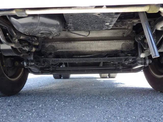 三菱ふそうキャンター平ボディ小型（2t・3t）[写真30]