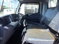 三菱ふそうキャンター平ボディ小型（2t・3t）[写真34]