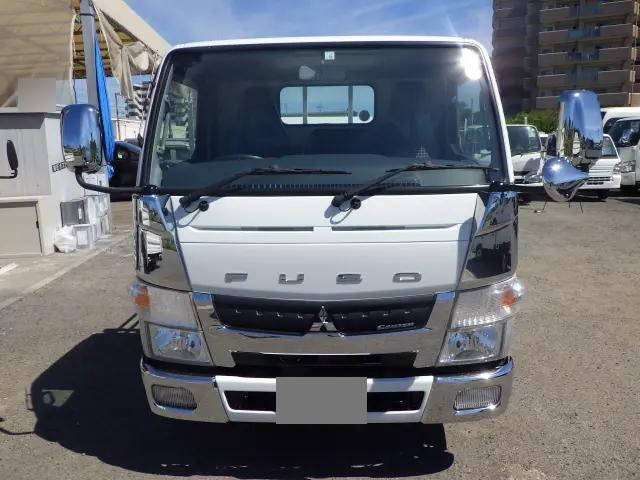 三菱ふそうキャンター平ボディ小型（2t・3t）[写真04]