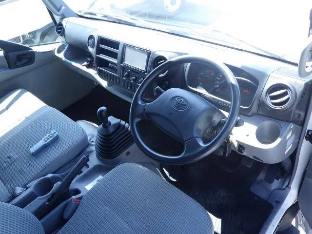 トヨタトヨエースセーフティローダー小型（2t・3t）[写真07]