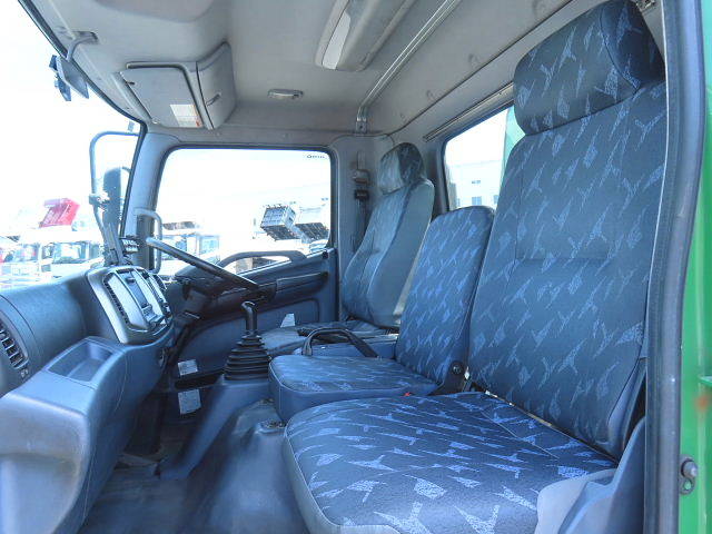 日野レンジャーパッカー車（塵芥車）中型（4t）[写真20]