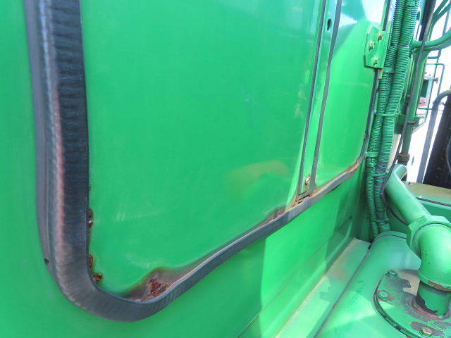 日野レンジャーパッカー車（塵芥車）中型（4t）[写真38]