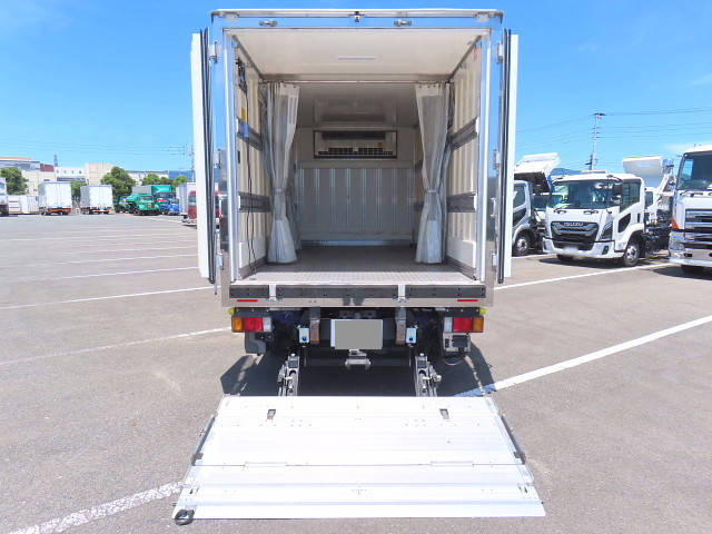 いすゞエルフ冷凍車（冷蔵車）小型（2t・3t）[写真29]