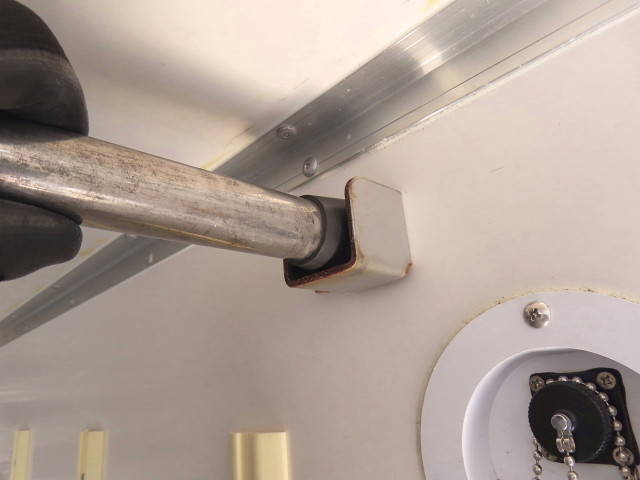 いすゞエルフ冷凍車（冷蔵車）小型（2t・3t）[写真36]