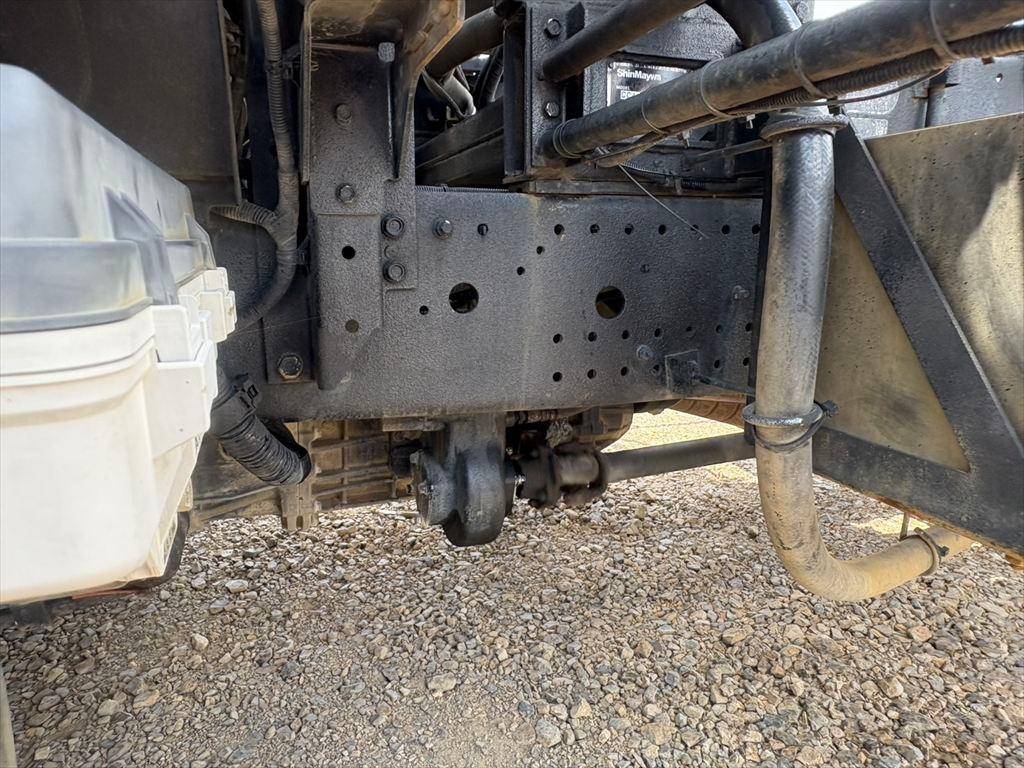 いすゞフォワードコンテナ専用車中型（4t）[写真14]