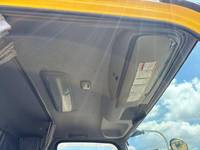 いすゞフォワードコンテナ専用車中型（4t）[写真23]