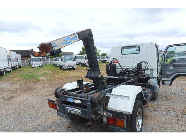 三菱ふそうキャンターコンテナ専用車小型（2t・3t）[写真04]