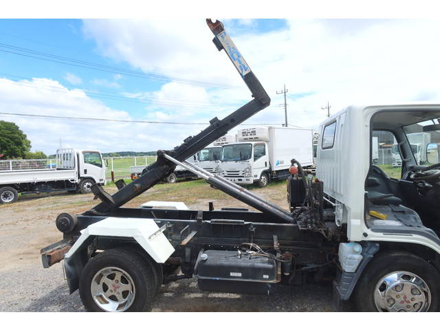 三菱ふそうキャンターコンテナ専用車小型（2t・3t）[写真06]