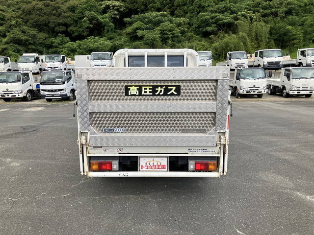 日野デュトロダブルキャブ（Wキャブ）小型（2t・3t）[写真10]