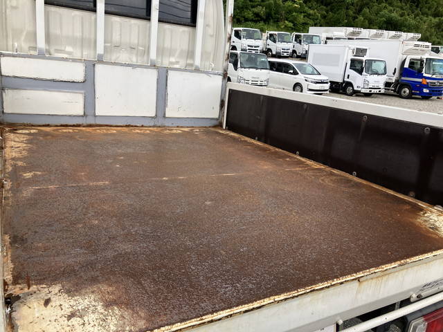 日野デュトロダブルキャブ（Wキャブ）小型（2t・3t）[写真14]