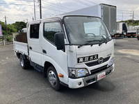 日野デュトロダブルキャブ（Wキャブ）小型（2t・3t）[写真04]