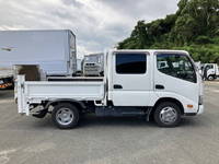 日野デュトロダブルキャブ（Wキャブ）小型（2t・3t）[写真08]