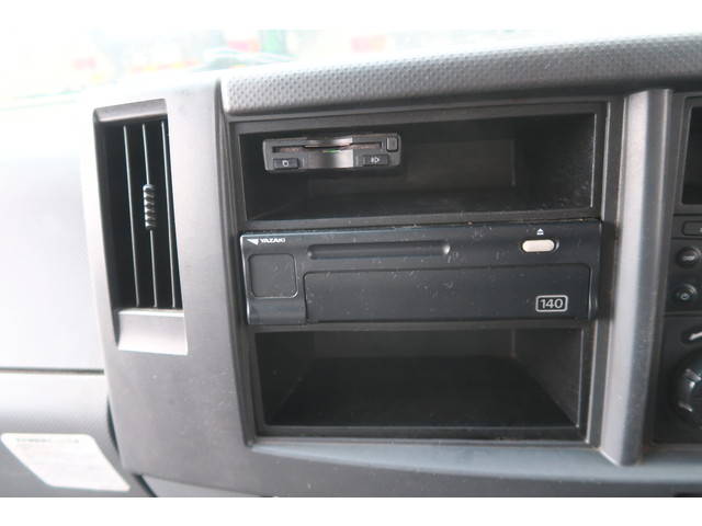 いすゞフォワードアルミウイング中型（4t）[写真16]