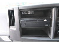 いすゞフォワードアルミウイング中型（4t）[写真17]