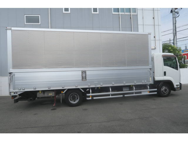 いすゞフォワードアルミウイング中型（4t）[写真24]