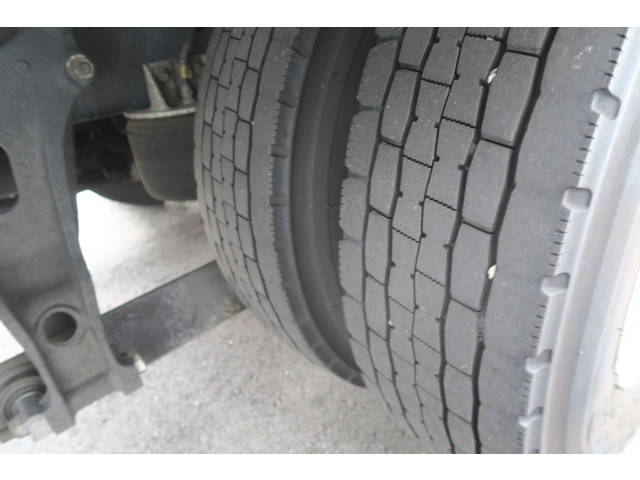 いすゞフォワードアルミウイング中型（4t）[写真32]