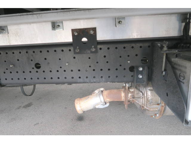 いすゞフォワードアルミウイング中型（4t）[写真36]