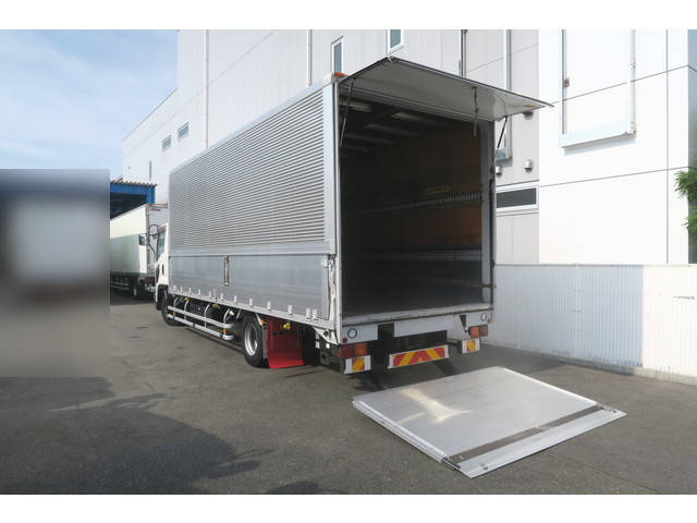 いすゞフォワードアルミウイング中型（4t）[写真04]