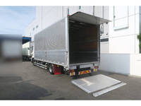 いすゞフォワードアルミウイング中型（4t）[写真05]