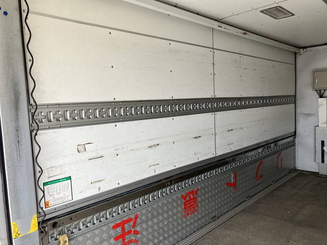 トヨタその他の車種パネルウイング小型（2t・3t）[写真15]