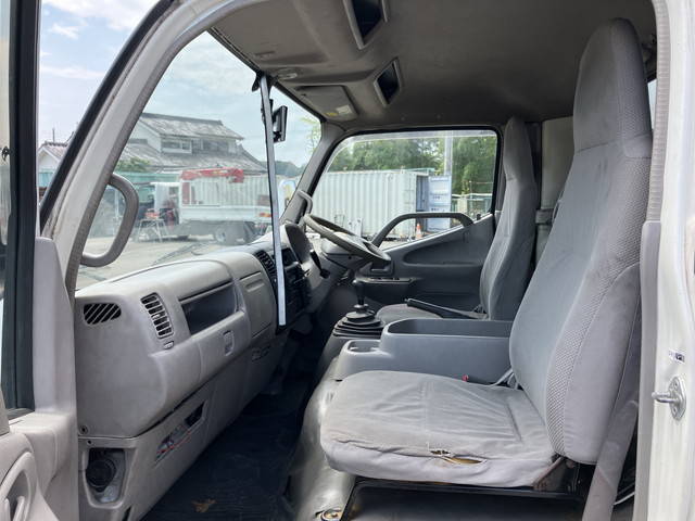 トヨタその他の車種パネルウイング小型（2t・3t）[写真31]