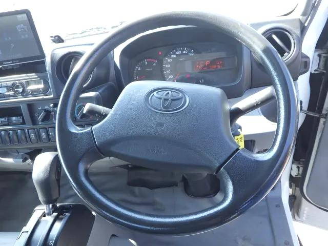 トヨタダイナ平ボディ小型（2t・3t）[写真08]