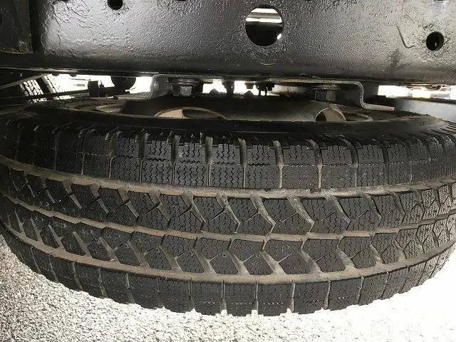 日野デュトロ平ボディ小型（2t・3t）[写真24]