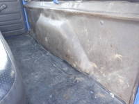 いすゞエルフダブルキャブ・ダンプ小型（2t・3t）[写真23]