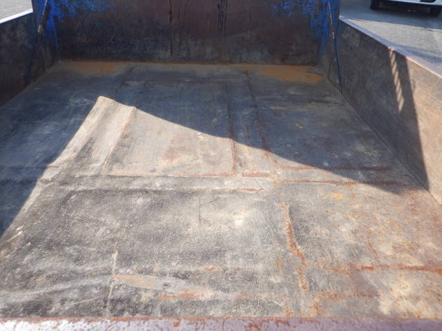 いすゞエルフダブルキャブ・ダンプ小型（2t・3t）[写真08]