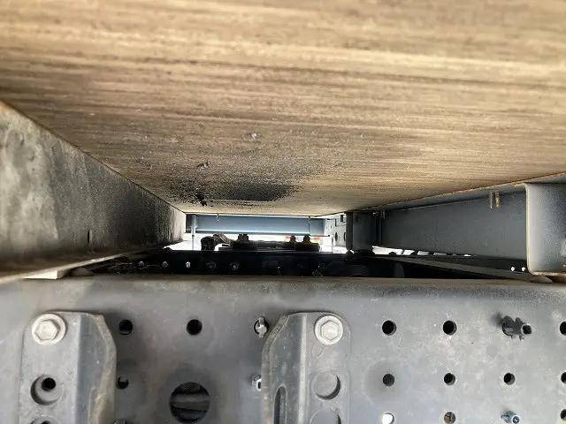 トヨタダイナ平ボディ小型（2t・3t）[写真14]