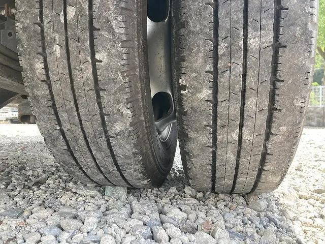 トヨタダイナ平ボディ小型（2t・3t）[写真24]