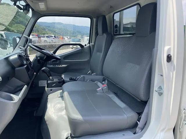 トヨタダイナ平ボディ小型（2t・3t）[写真28]