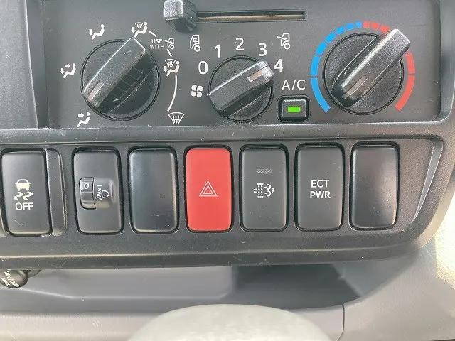 トヨタダイナ平ボディ小型（2t・3t）[写真31]